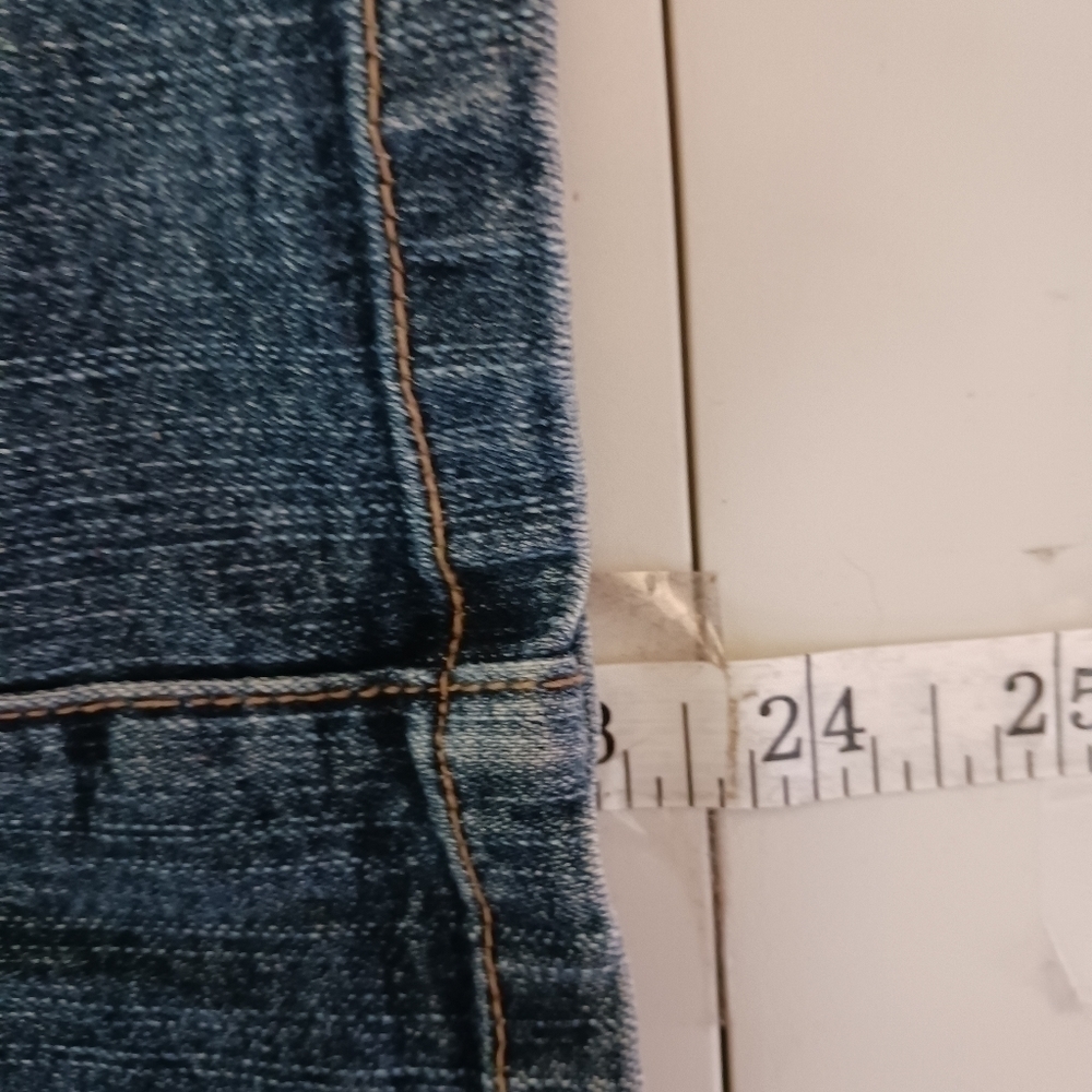 Floral embroidered mini jeans skirt - Picture 7 of 7